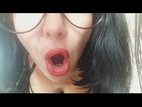 ❤️ E ka mea aloha, ʻaʻole ʻae kou makuahine e hele i ke kula i kēia lā... makemake nui au iā ʻoe... Fuck video ia makou ☑